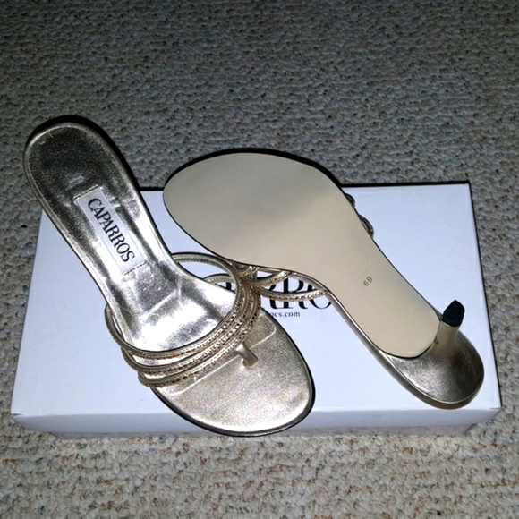 Caparros - Doris Gold Metal, size 6M - Picture 2 of 2